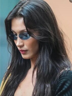 RARE 💫 Vintage Authentic Chanel blue rimless sunglasses.